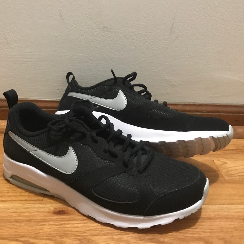 Nike Air Max Muse